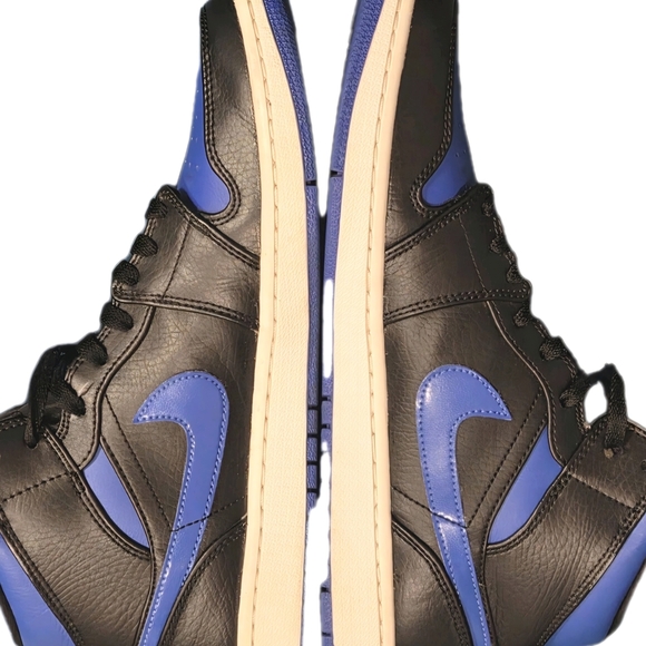 Jordan 1 Retro OG High Royal Men's US Size 10 (EUC) - Picture 6 of 15